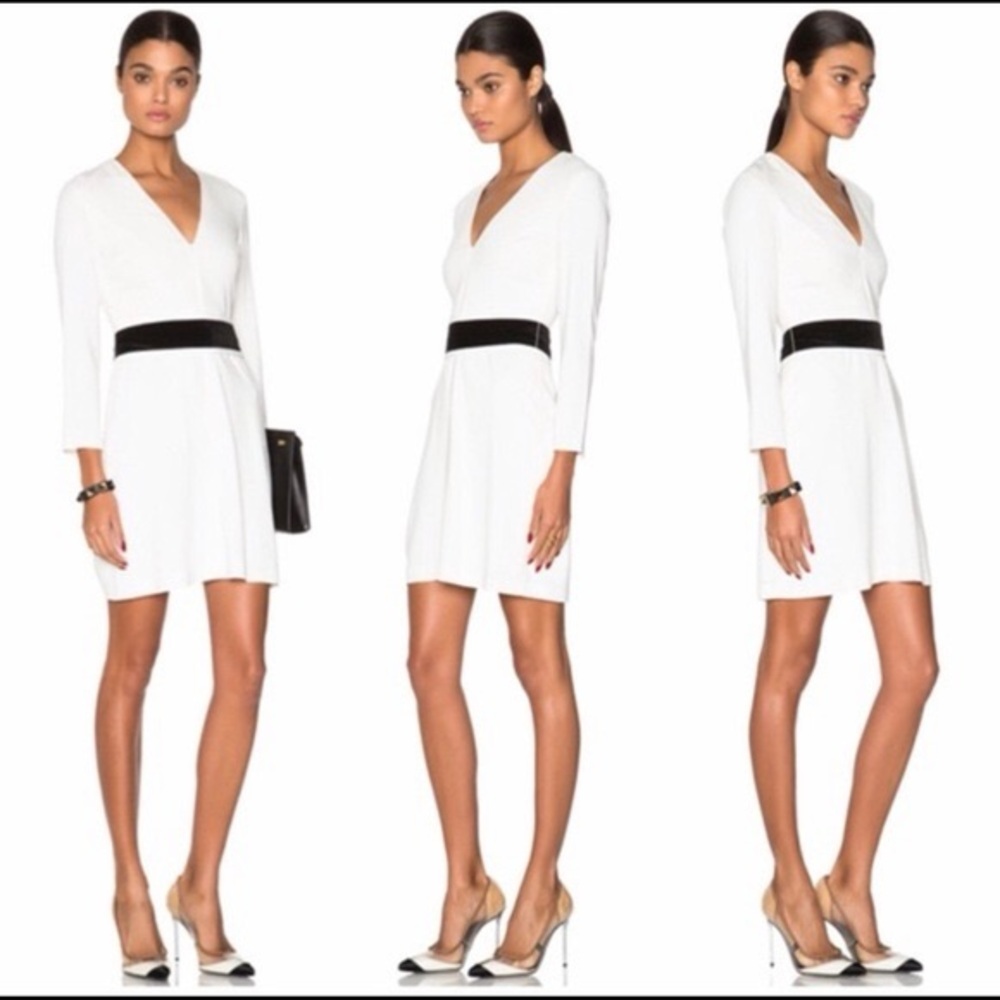 ALC A.L.C. Carter Zip Front Crepe White V Neck Long Sleeve Dress Black Belt Sz 6